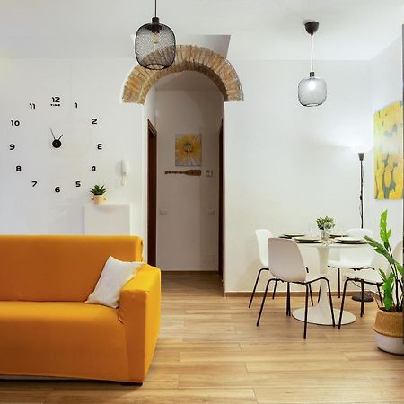 Como Centro Proprio Dietro L'Angolo Exterior foto